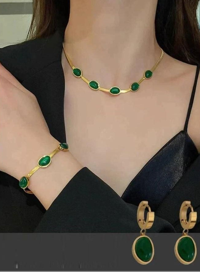 Oval Green Crystal Pendant Necklace Set With Bracelet