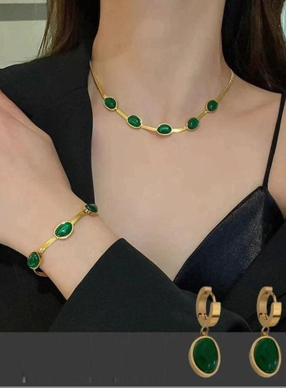 Oval Green Crystal Pendant Necklace Set With Bracelet